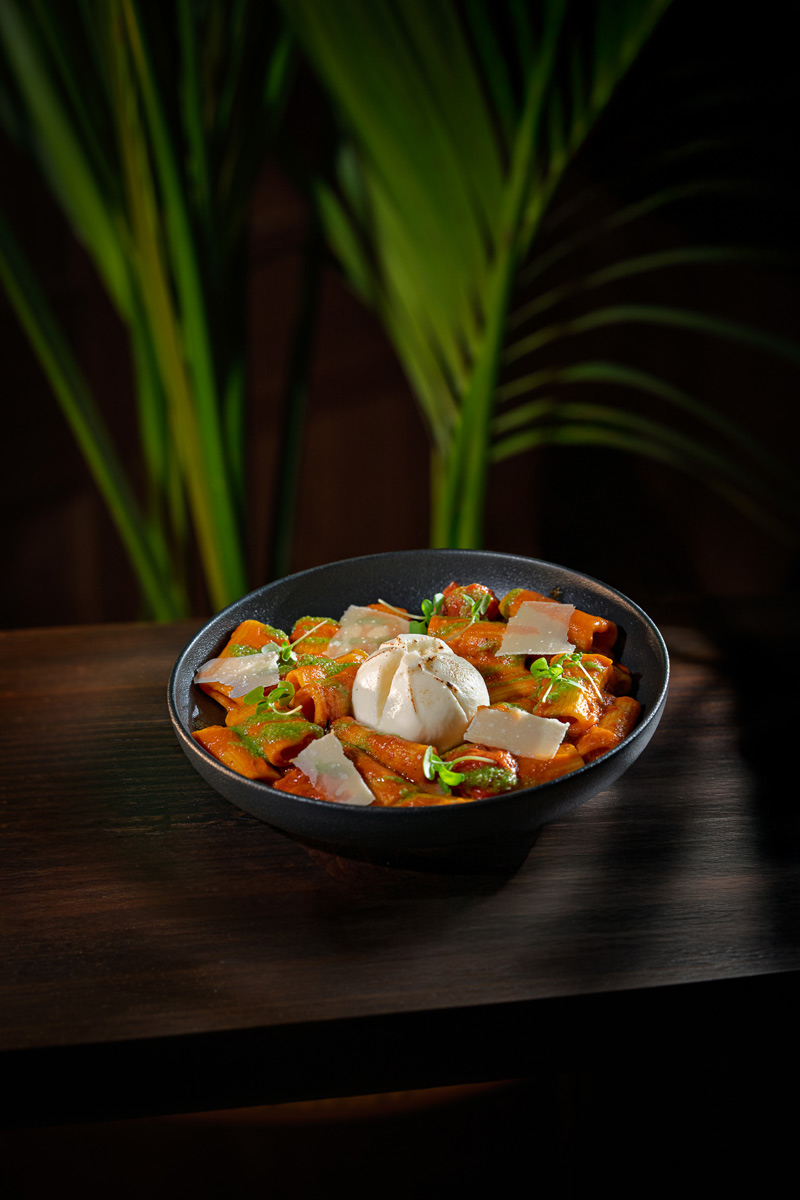 Rigatoni, roasted tomatoes with pesto and burrata